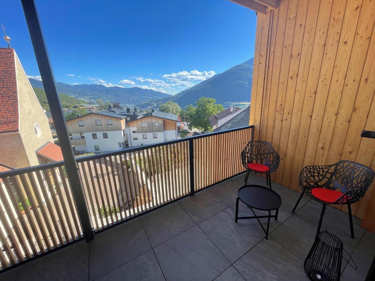 Mesnerhof Chalet Mit Dolomitenblick Und Kostenlosem Parken In Der Tiefgarage Bresanona Exterior foto